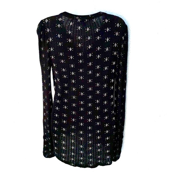 Like-new Lucky Brand boho l/s lightweight black & white top - Picture 3 of 4